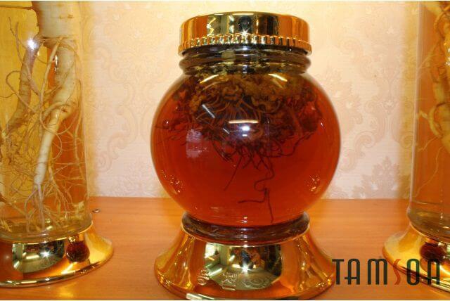 Rượu ngâm đông trùng hạ thảo