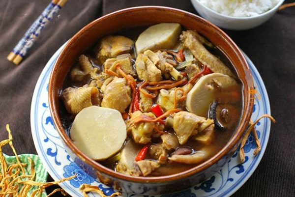 khoai-mon-ham-dong-trung-ha-thao