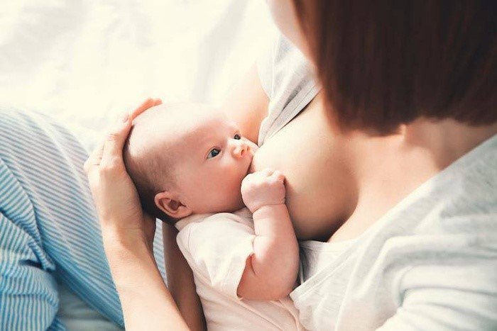 Cho con bú nhiều nhưng không nap đủ dinh dưỡng khiến mẹ sau sinh gầy Cho con bú nhiều nhưng không nap đủ dinh dưỡng khiến mẹ sau sinh gầy