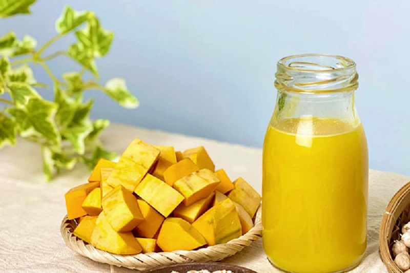 Sữa bí đỏ giúp phụ nữ sau sinh tăng cân