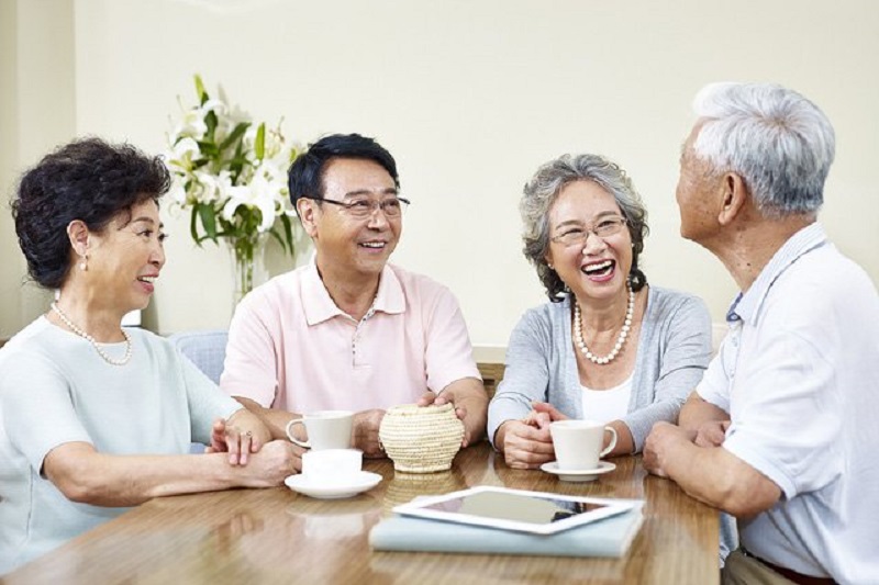 Sử dụng thuốc bổ sung Canxi cho người lớn tuổi giúp xương khớp chắc khỏe, sống vui khỏe hơn khi về già