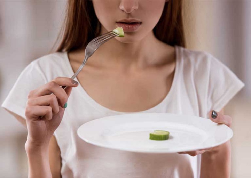 Ám ảnh về cân nặng là nguyên nhân gây ra chứng chán ăn ở người lớn
