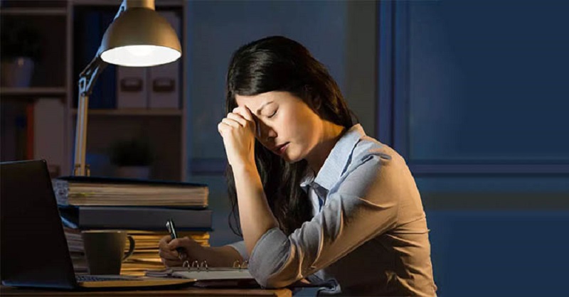 Làm việc khuya gây ra một loạt những rối loạn trong cơ thể