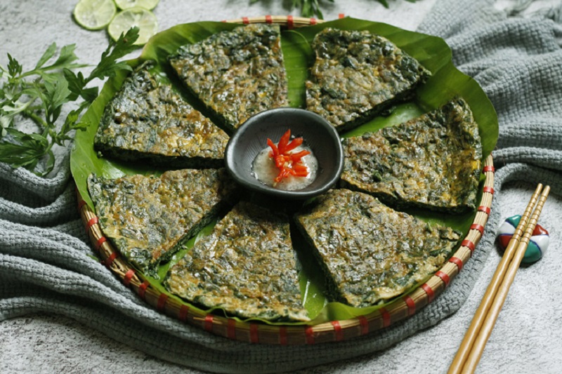 Món trứng ngải cứu