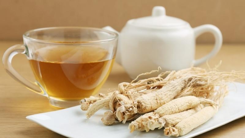 Trà sâm chứa nhiều hoạt chất gây hưng phấn, làm tinh thần tỉnh táo khó buồn ngủ