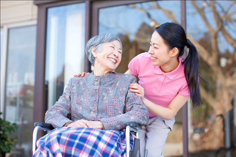 Nguyên tắc cơ bản để chăm sóc sức khỏe cho người cao tuổi Nguyên tắc cơ bản để chăm sóc sức khỏe cho người cao tuổi
